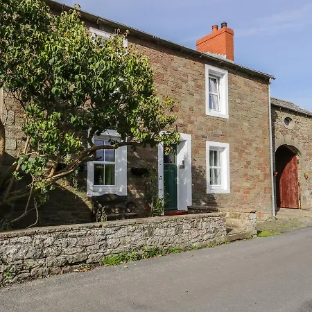 Pear Tree Farm * Bowness-on-Solway